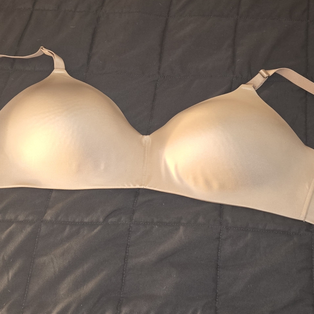 Soma Vanishing Back Bra